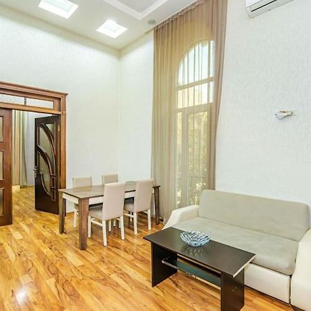 City Center Apartment Баку Екстериор снимка