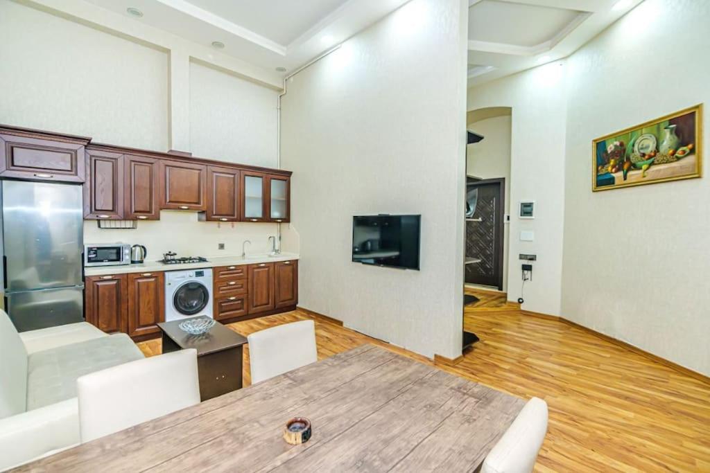 City Center Apartment Баку Екстериор снимка