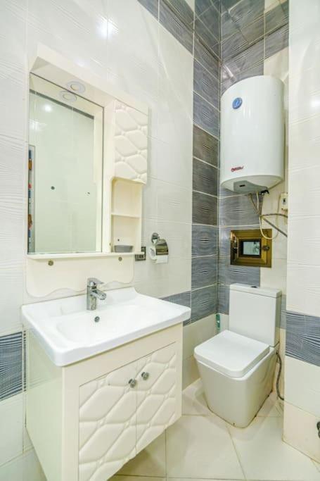 City Center Apartment Баку Екстериор снимка